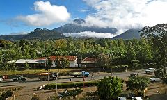 Arusha: vista sul monte Meru