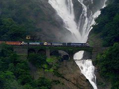 Dudhsagar Falls (Goa)