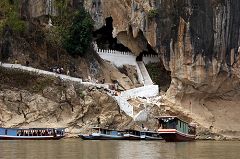 Le grotte sacre di Pak Ou