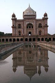 Tomba di Safdarjung