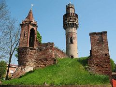 Casalbuttano ed Uniti: torre della Norma