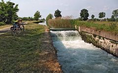 Conche sul naviglio di Bereguardo