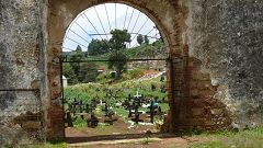 Il cimitero