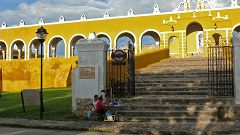 Il Convento Francescano di Izamal