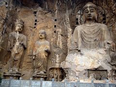 Grotte del monte Longmen presso Luoyang