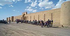 Meyandasht: caravanserraglio