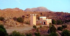 Tafraoute: hotel Les Amandiers