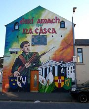 Belfast: murale  Easter Rising Memorial