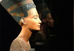 Il busto di Nefertiti