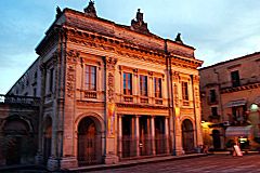 Noto: teatro