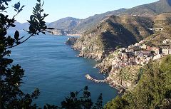 Riomaggiore: la vista da Torre Guardiola