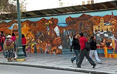 La Paz: murale nel Prado